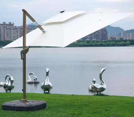 GU6303 Off White Cantilever Parasol With Solar Lights